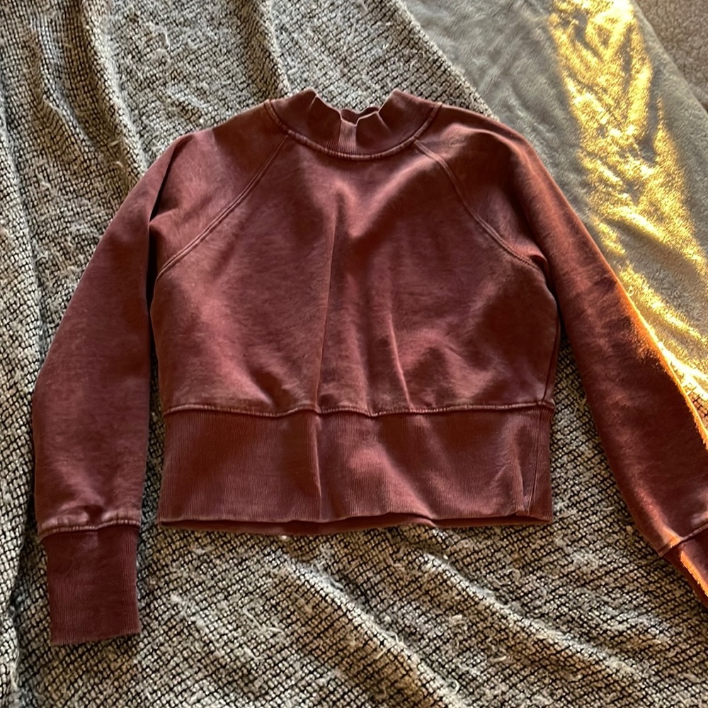 sweatshirt